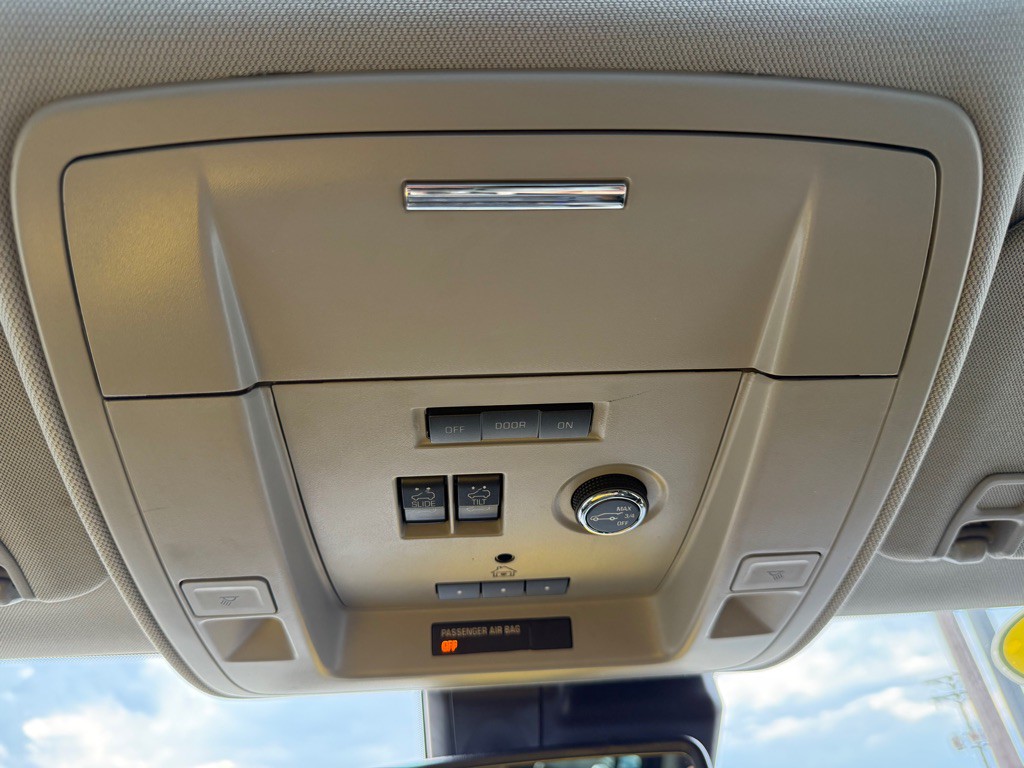 2016 GMC Yukon Image 41