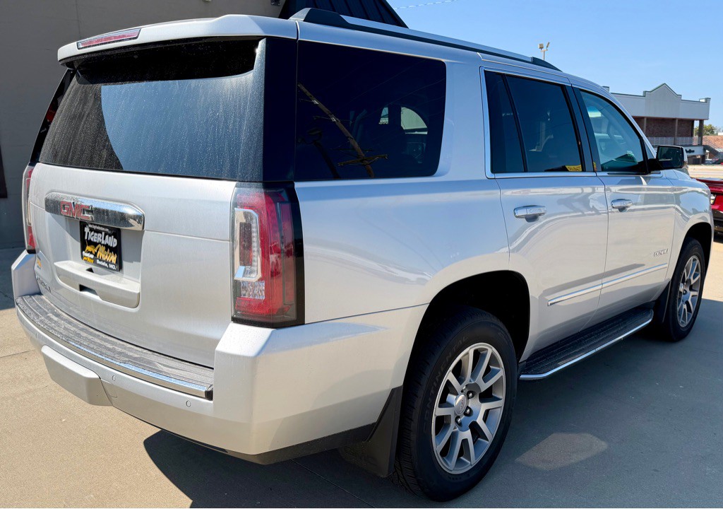 2018 GMC Yukon Image 7