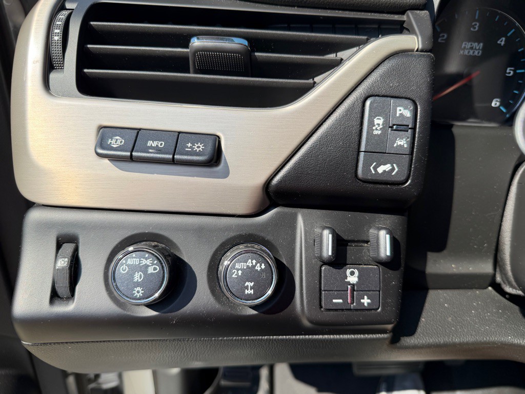 2018 GMC Yukon Image 22