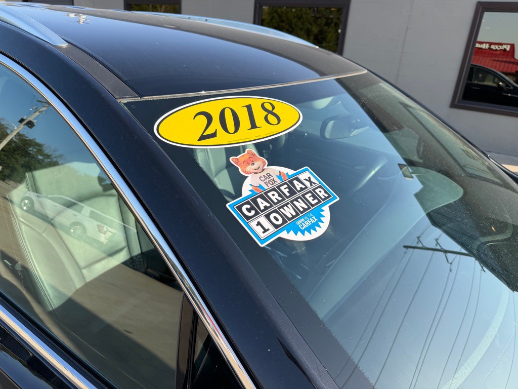 2018 Buick Enclave Image 9