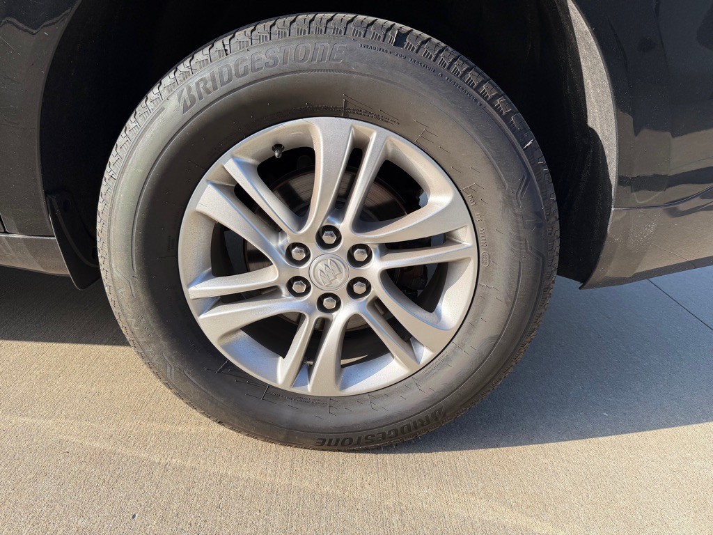 2018 Buick Enclave Image 16
