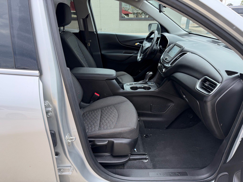 2018 Chevrolet Equinox Image 11
