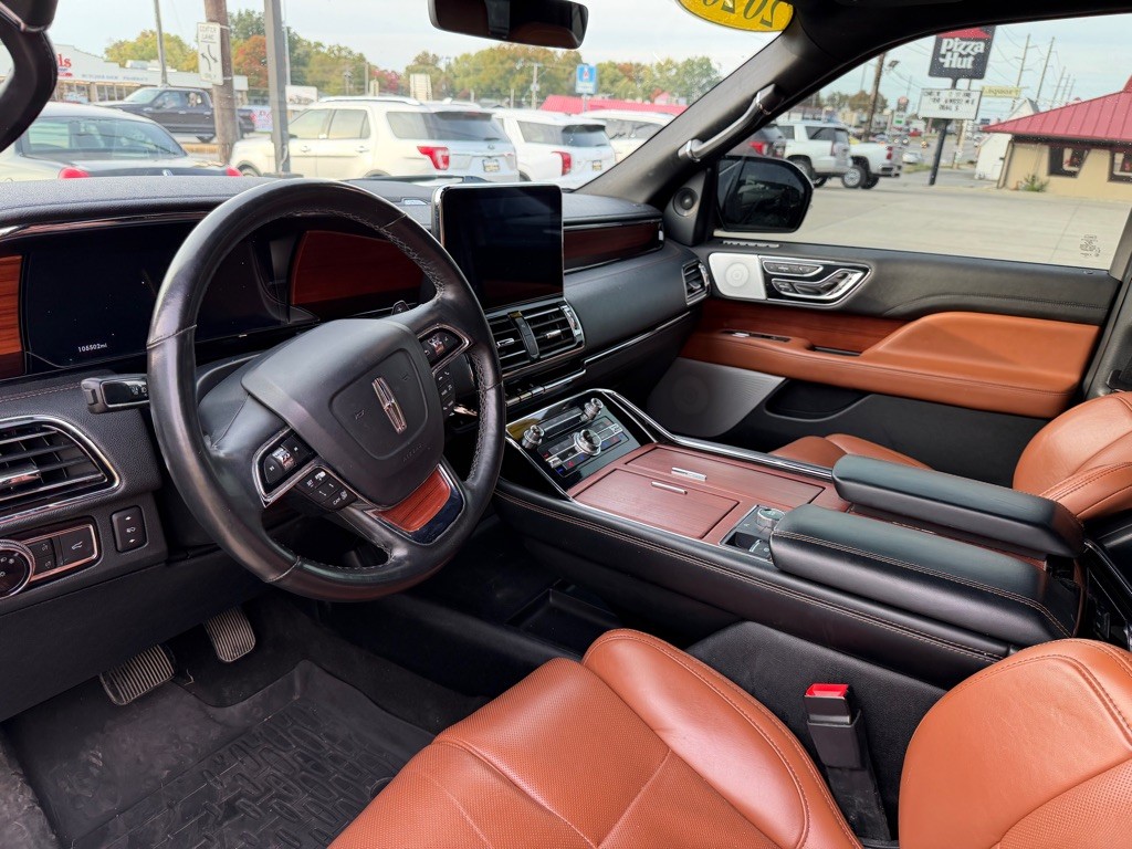 2020 Lincoln Navigator Image 10