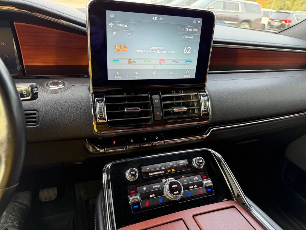 2020 Lincoln Navigator Image 13