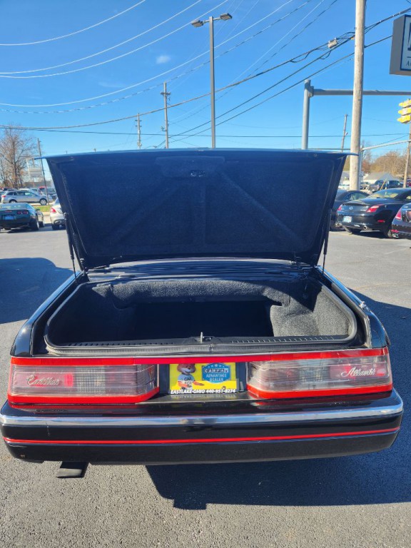 1992 Cadillac Allante Image 24