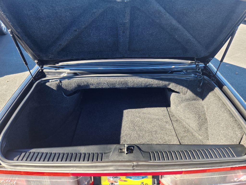 1992 Cadillac Allante Image 25
