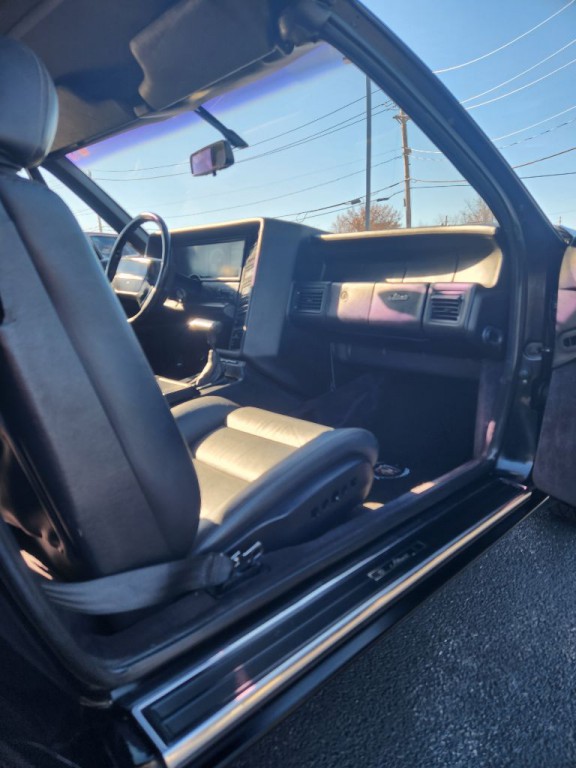 1992 Cadillac Allante Image 30