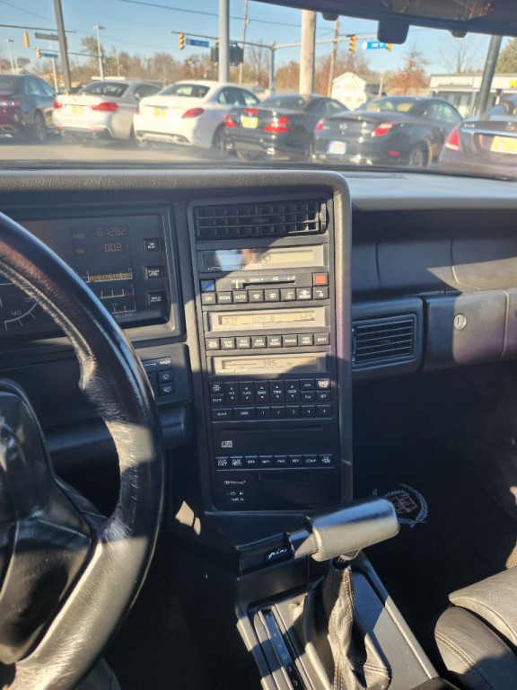 1992 Cadillac Allante Image 35