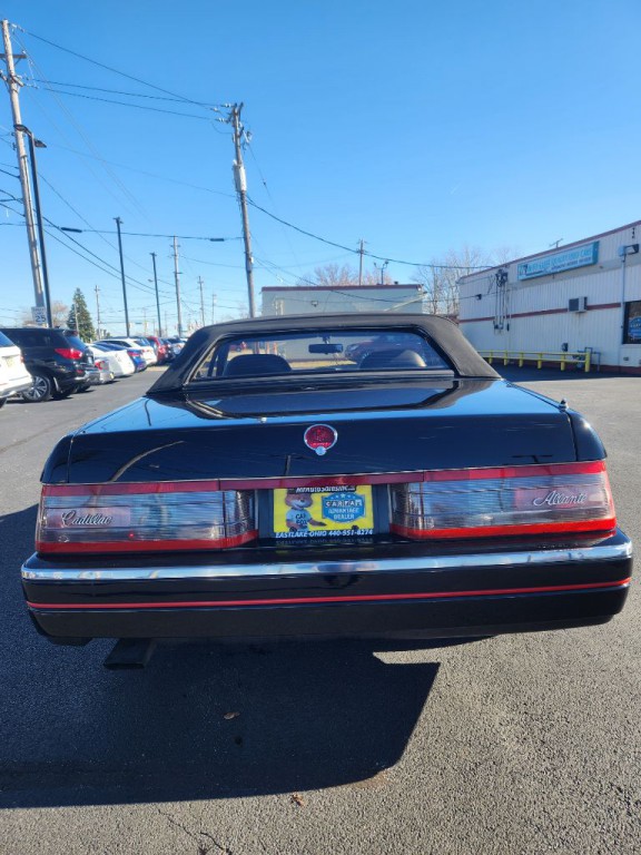 1992 Cadillac Allante Image 6