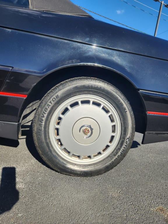 1992 Cadillac Allante Image 12