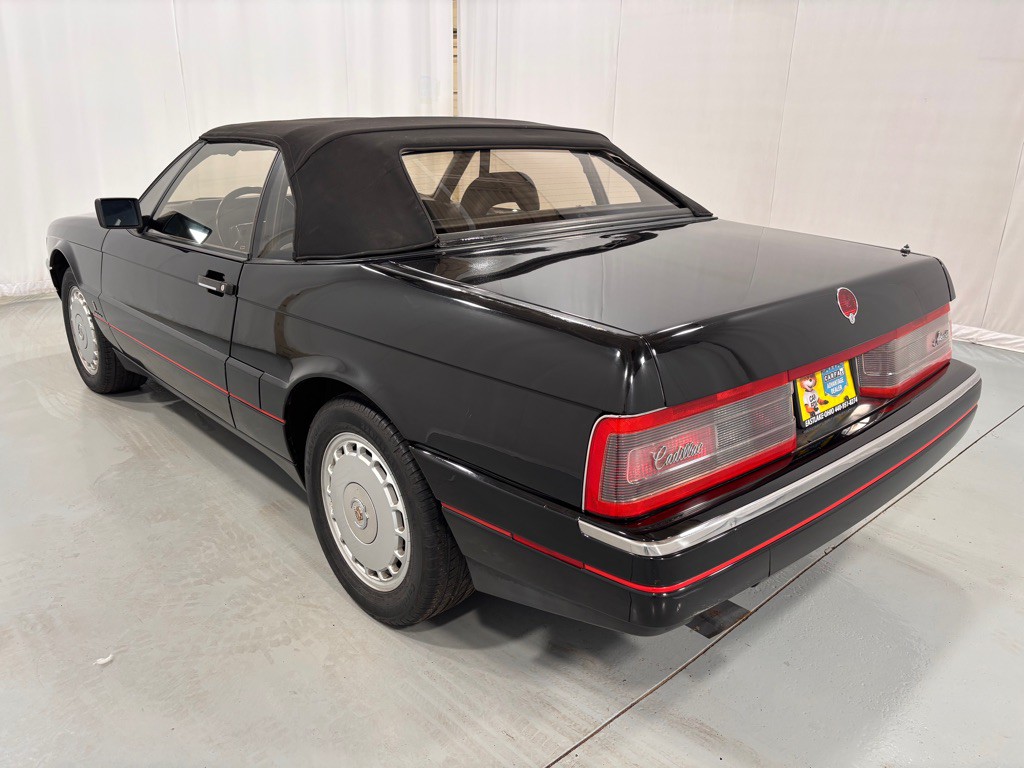 1992 Cadillac Allante Image 7