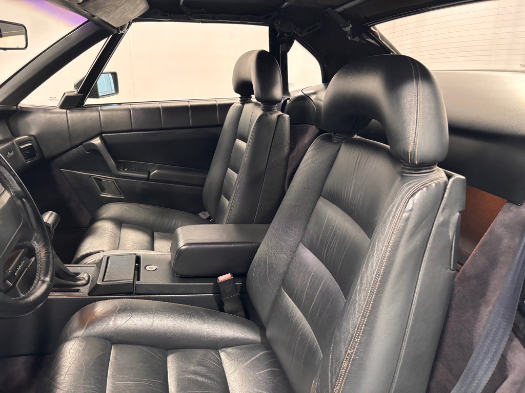 1992 Cadillac Allante Image 11