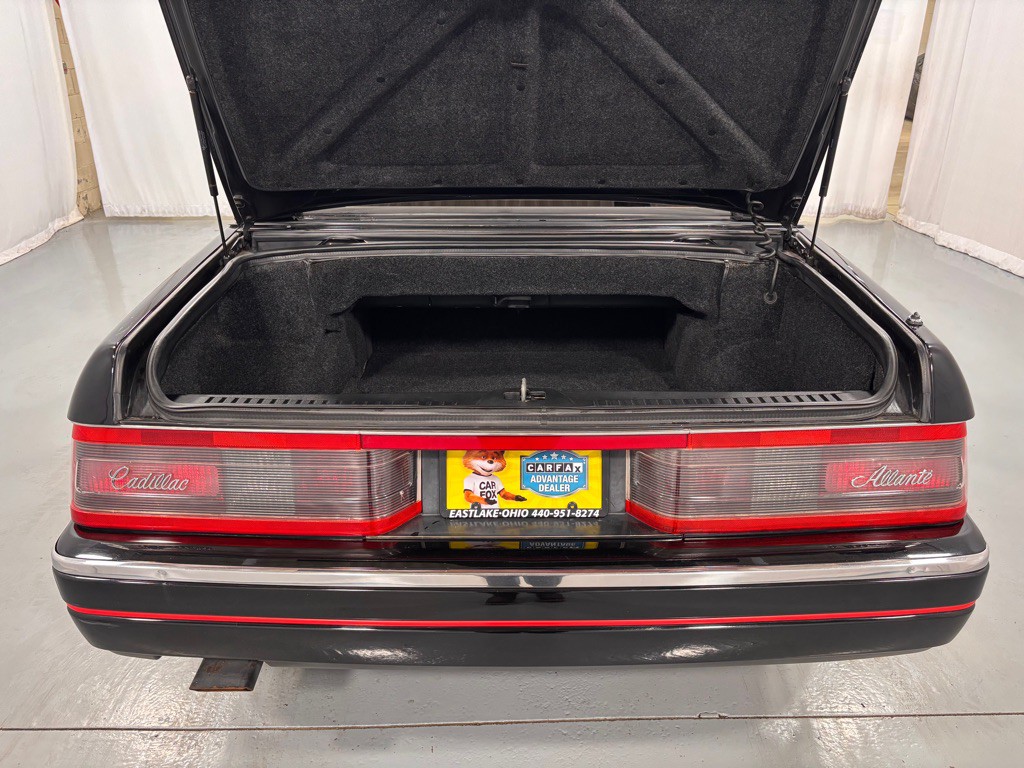 1992 Cadillac Allante Image 21
