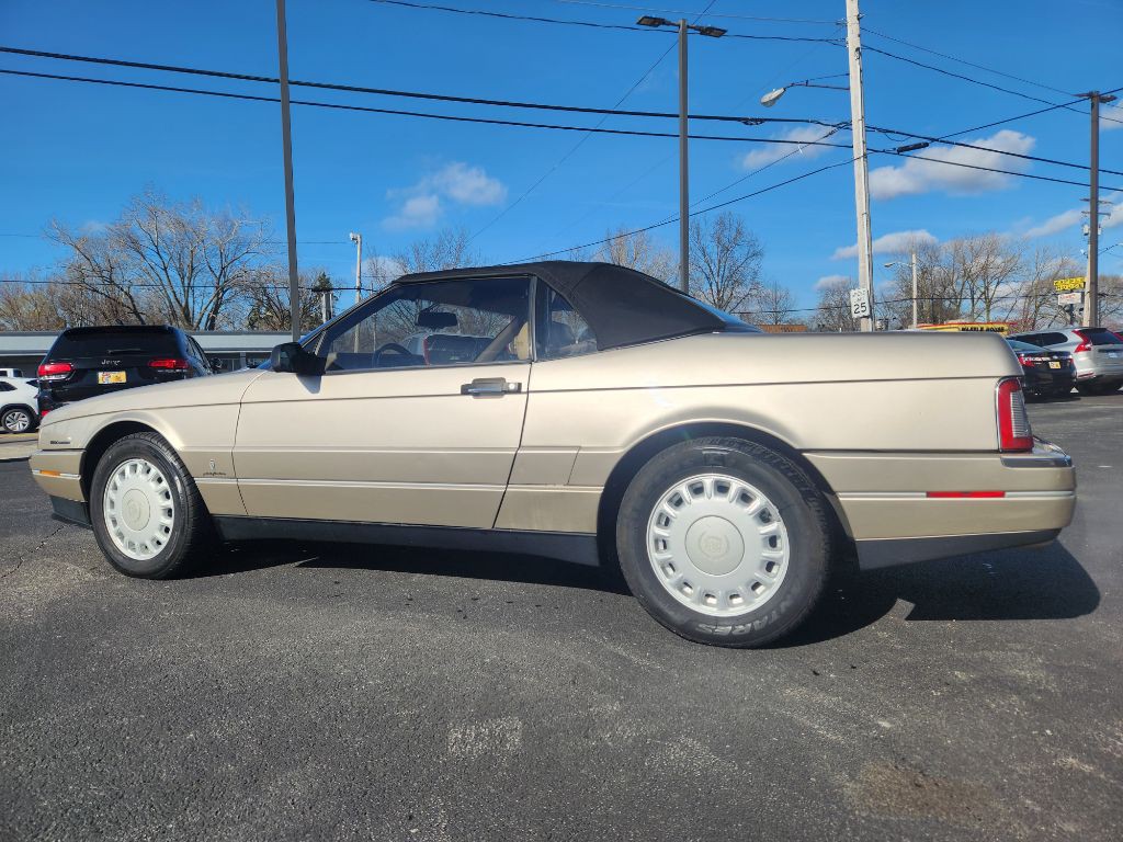 1993 Cadillac Allante Image 3