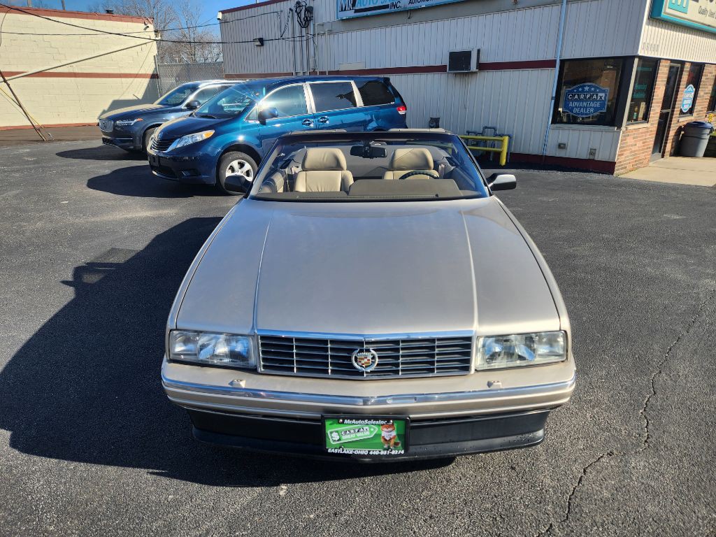 1993 Cadillac Allante Image 10