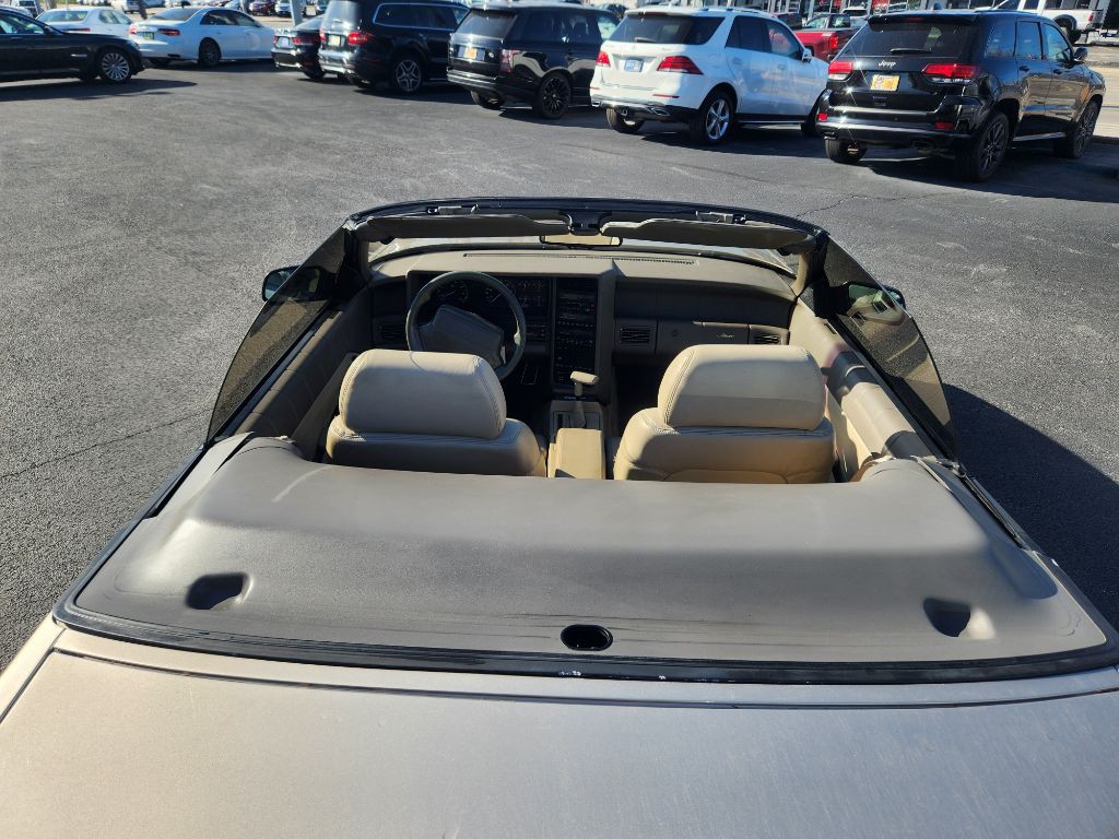 1993 Cadillac Allante Image 17