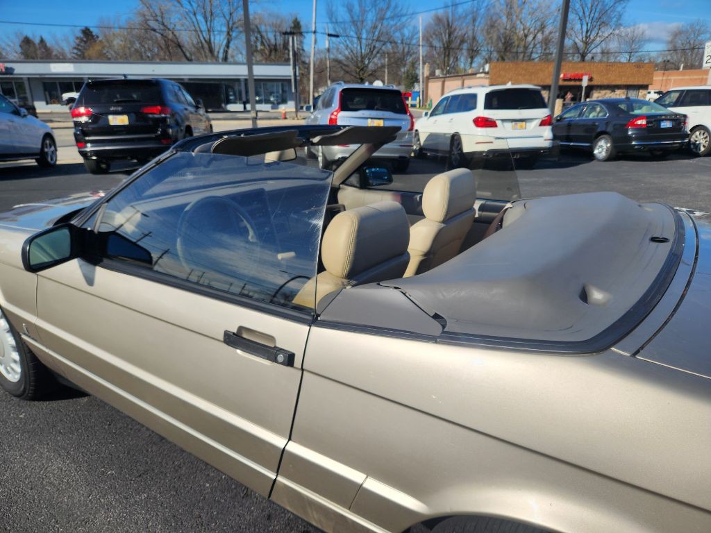 1993 Cadillac Allante Image 19