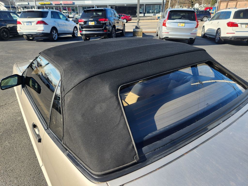 1993 Cadillac Allante Image 25