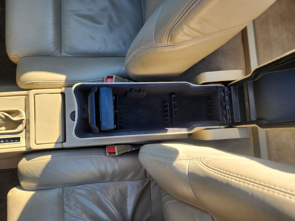1993 Cadillac Allante Image 29