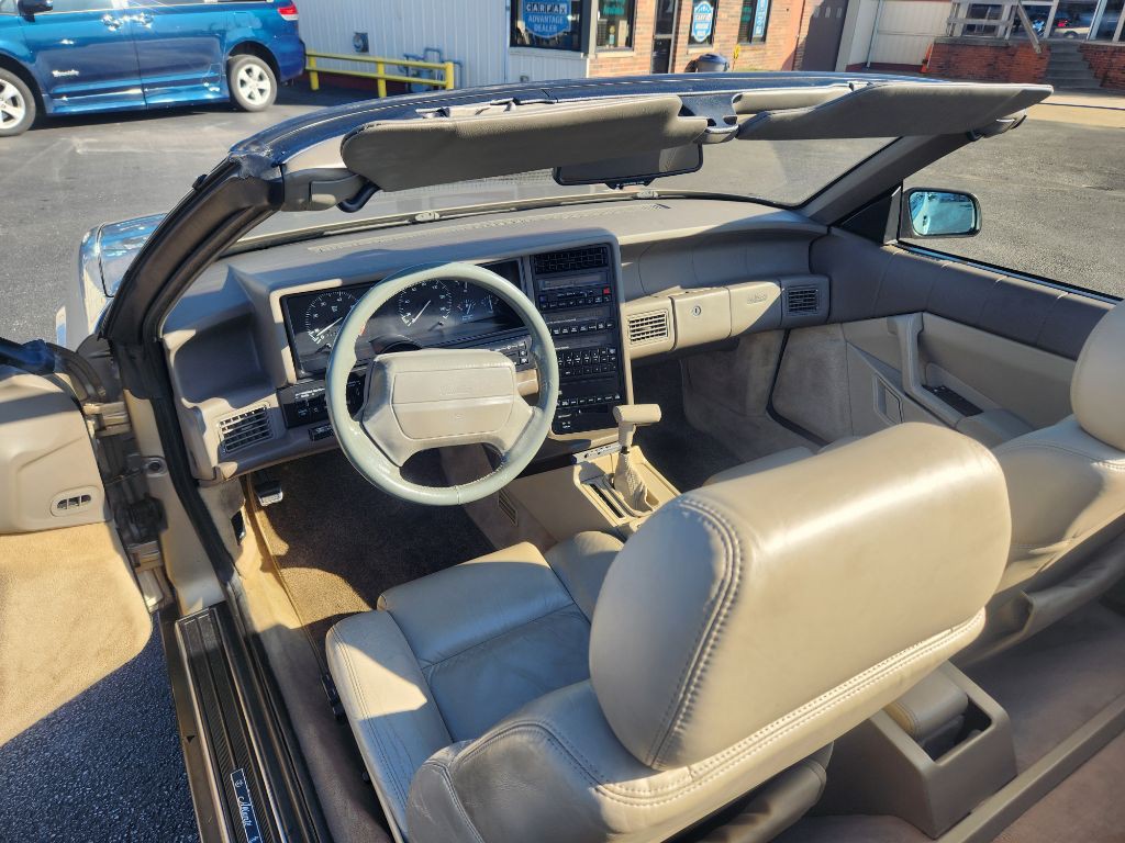 1993 Cadillac Allante Image 35