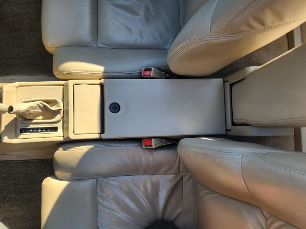 1993 Cadillac Allante Image 37