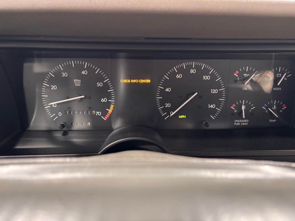 1993 Cadillac Allante Image 14