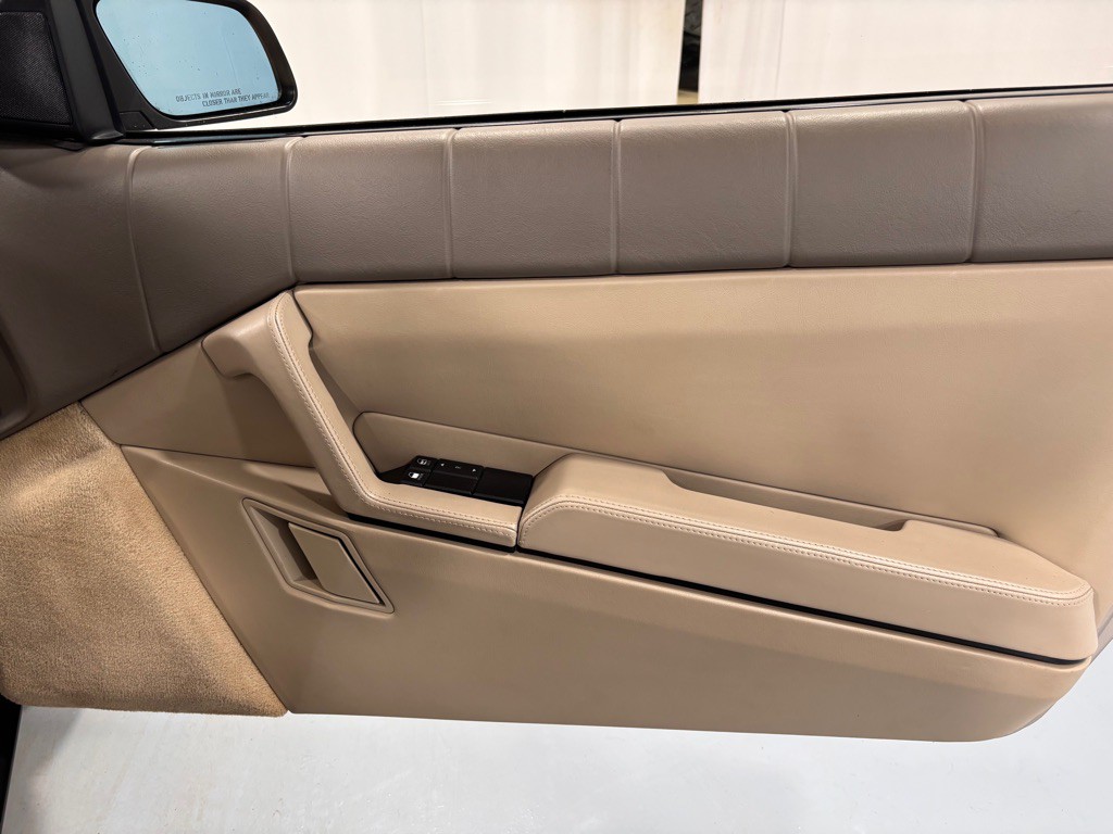 1993 Cadillac Allante Image 20