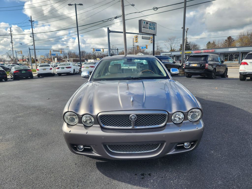 2008 Jaguar Vandenplas Image 3