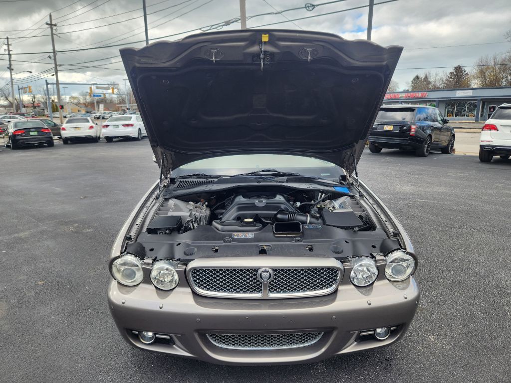 2008 Jaguar Vandenplas Image 45