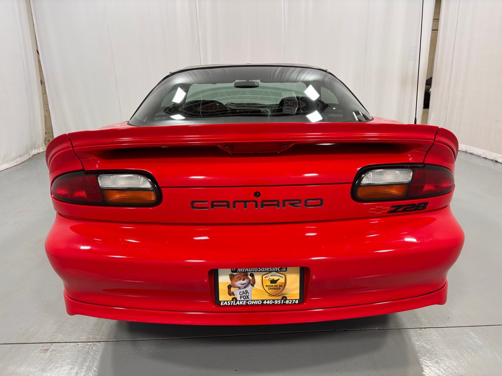 2001 Chevrolet Camaro Image 6