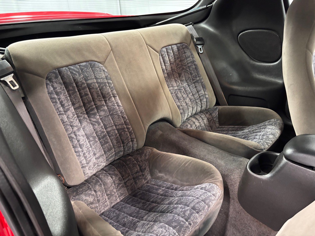 2001 Chevrolet Camaro Image 24