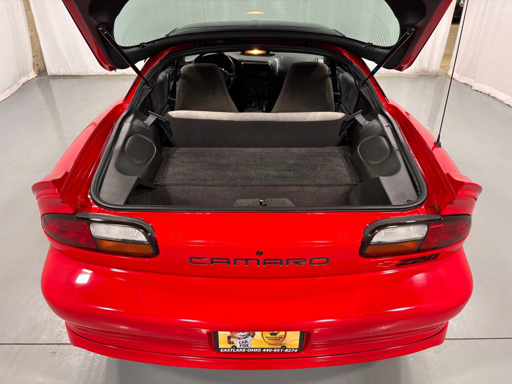 2001 Chevrolet Camaro Image 26