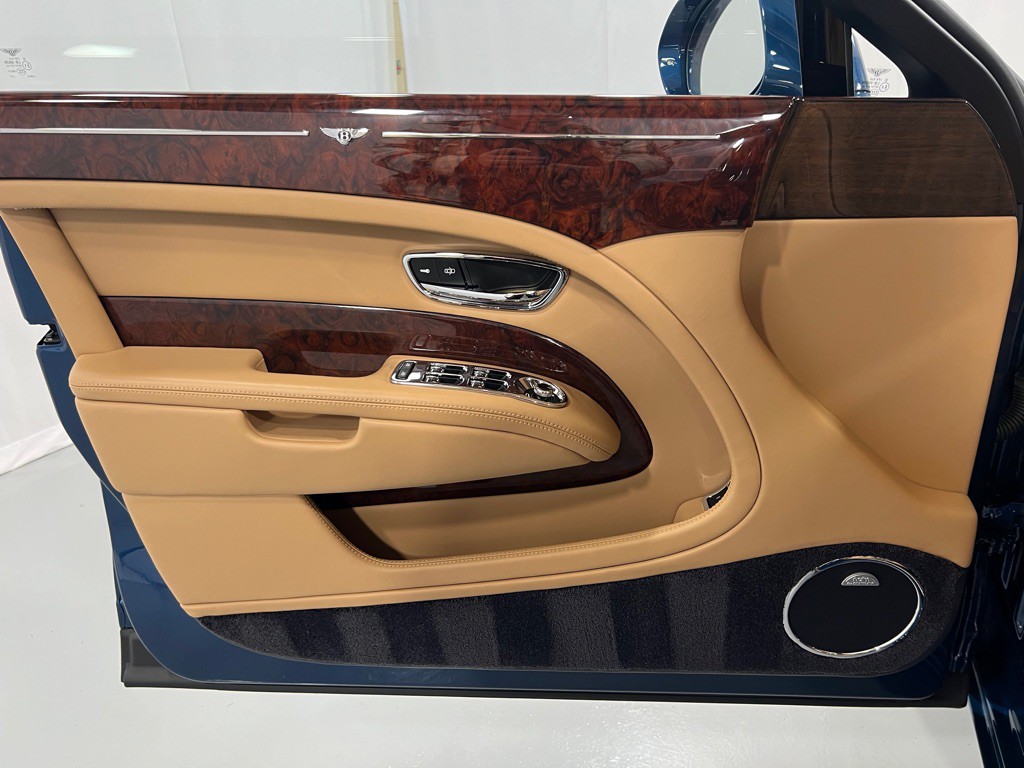 2017 Bentley Mulsanne Image 15