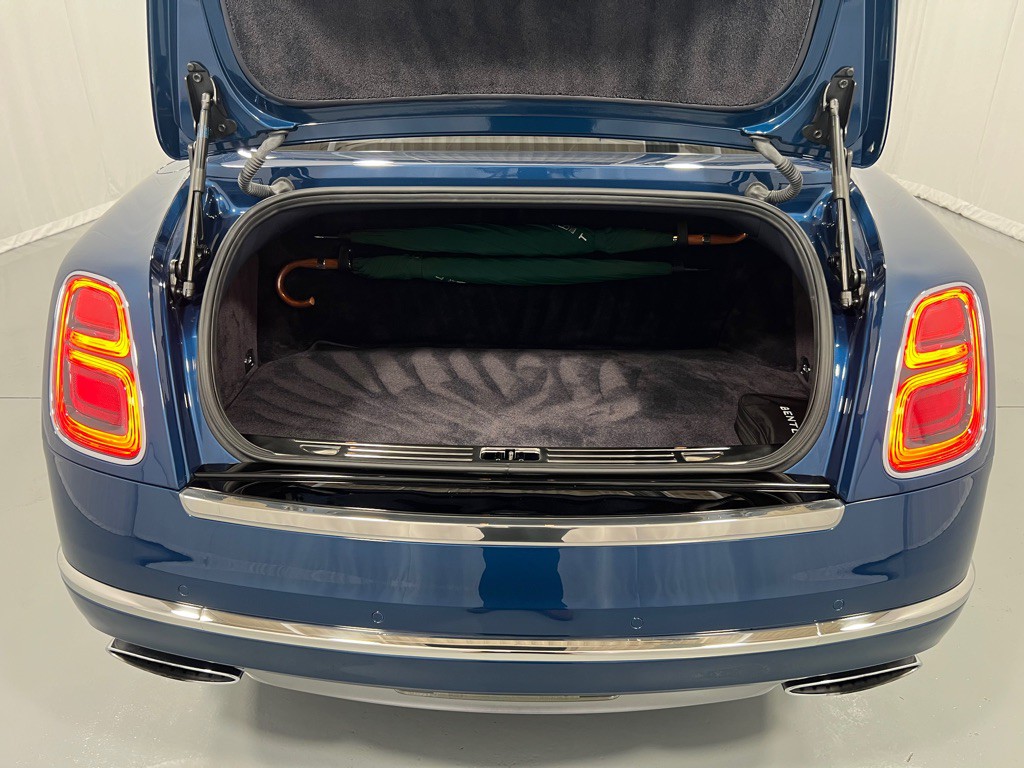 2017 Bentley Mulsanne Image 27