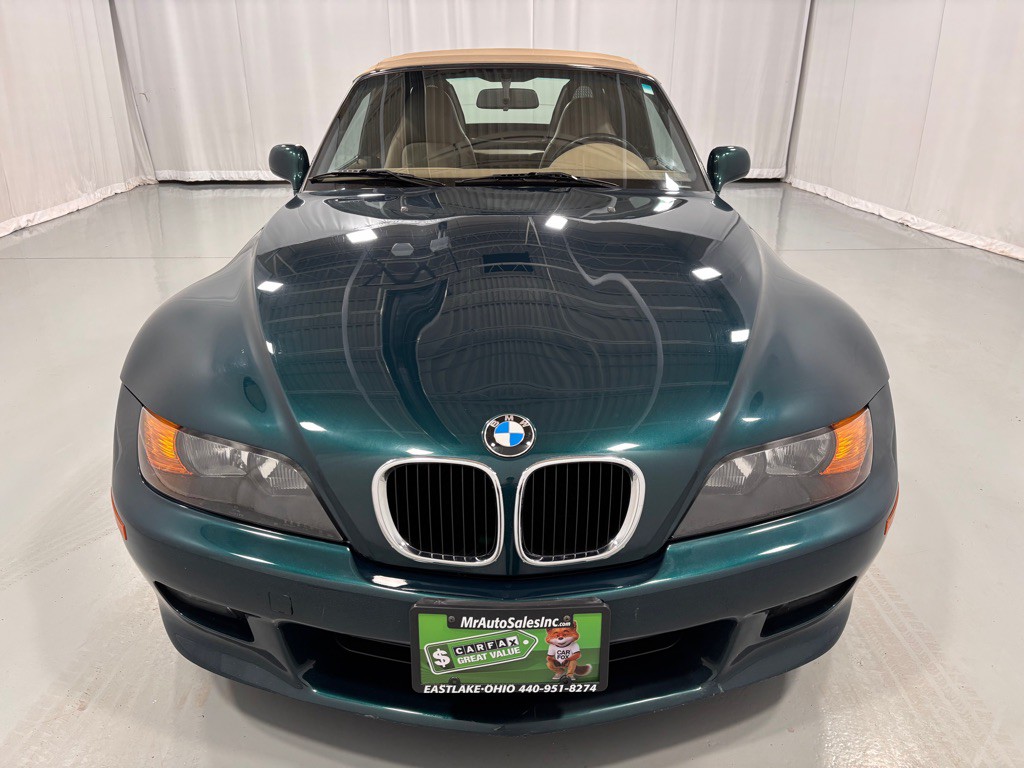 1998 BMW 3 Series Image 2