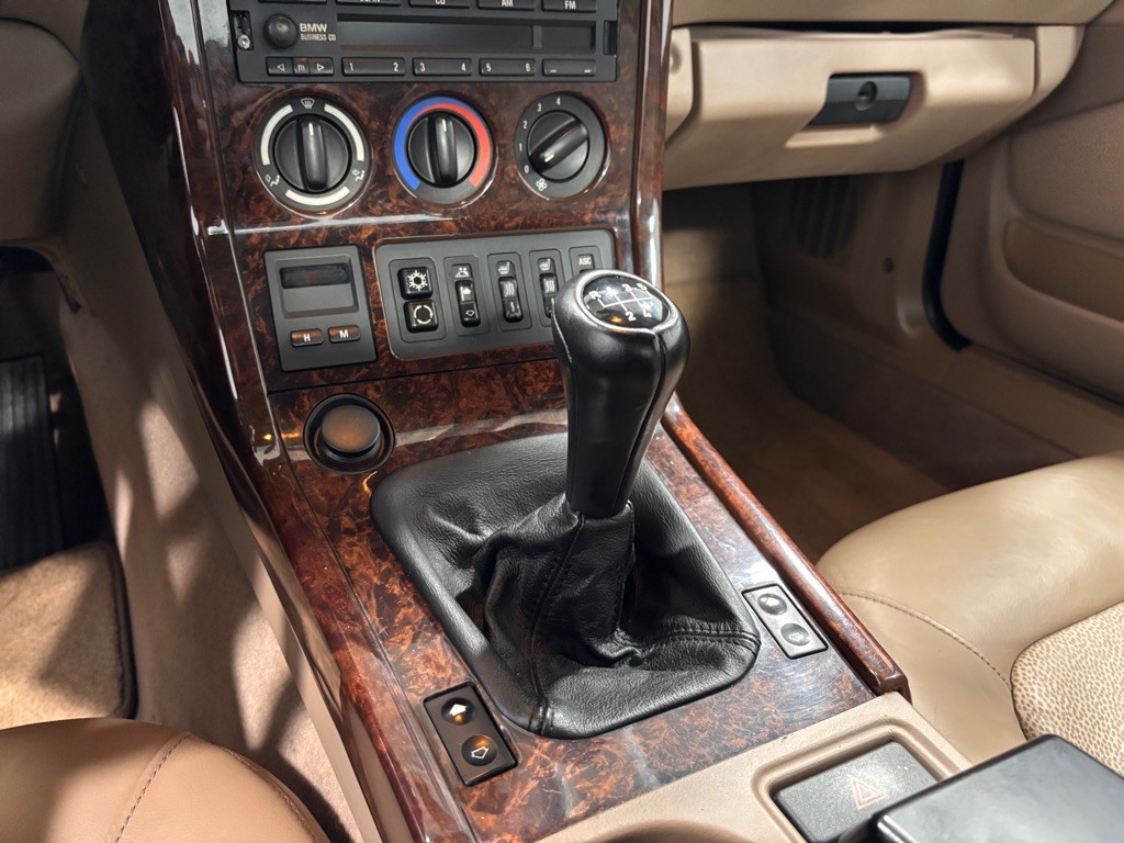 1998 BMW 3 Series Image 13