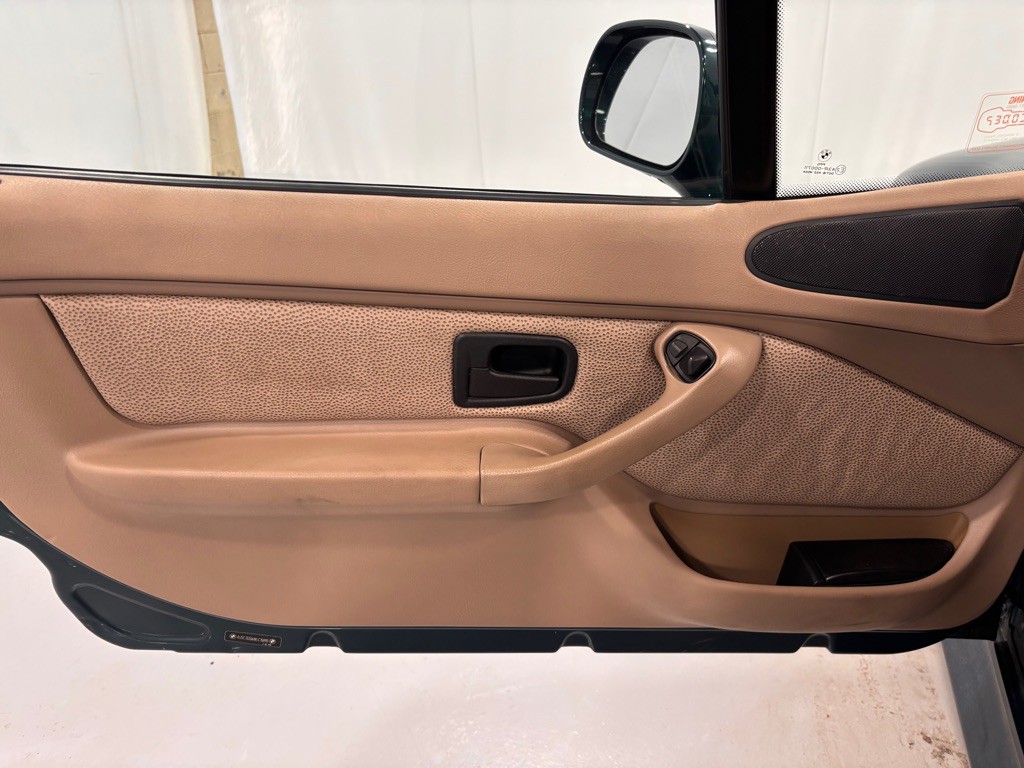 1998 BMW 3 Series Image 14