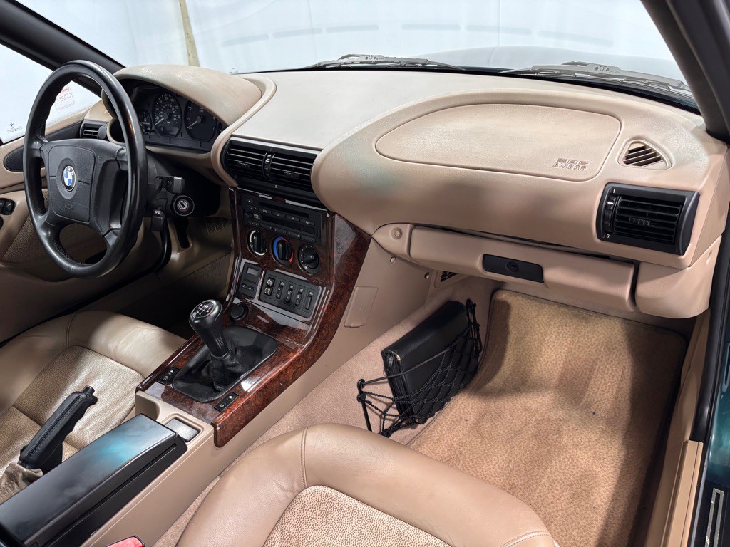 1998 BMW 3 Series Image 16