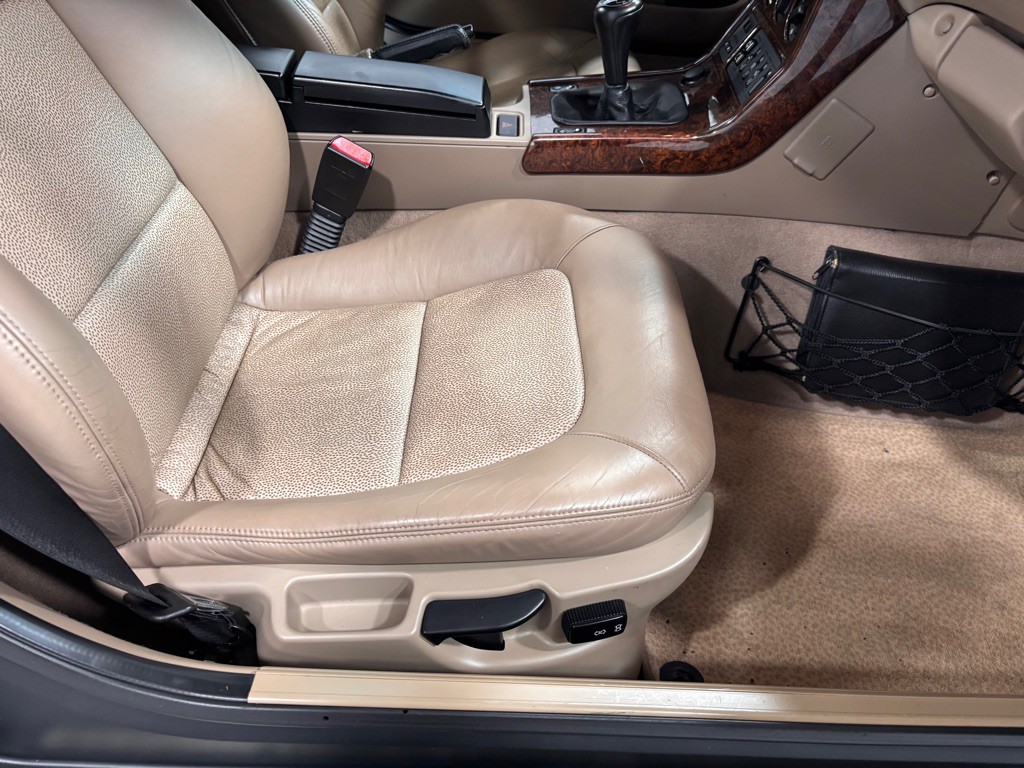 1998 BMW 3 Series Image 17