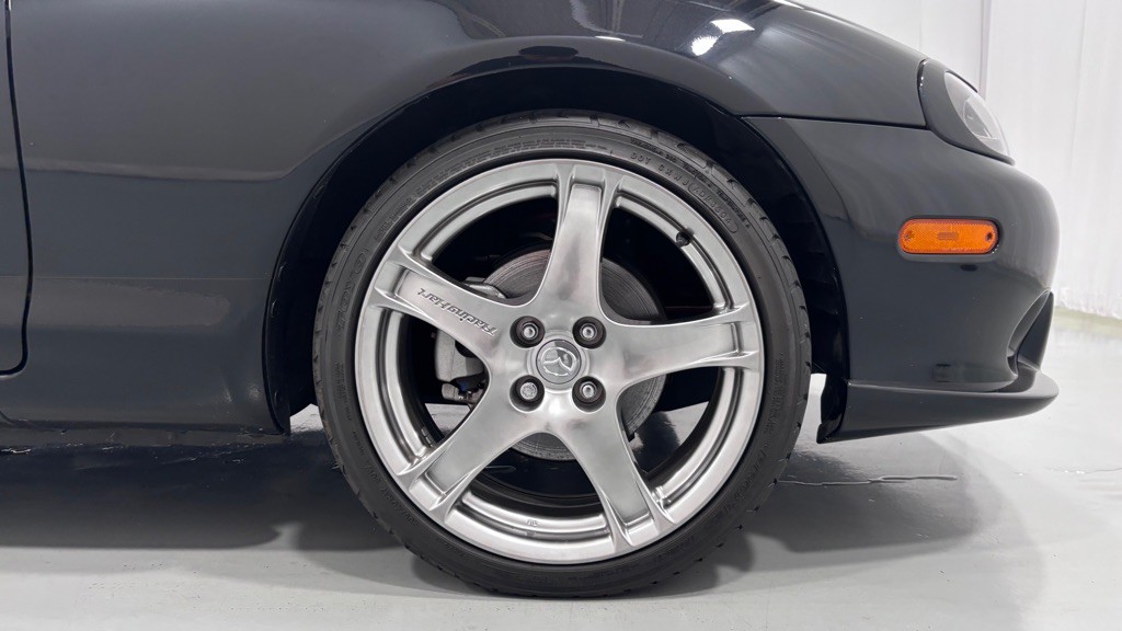 2005 Mazda MX-5 Miata Image 28