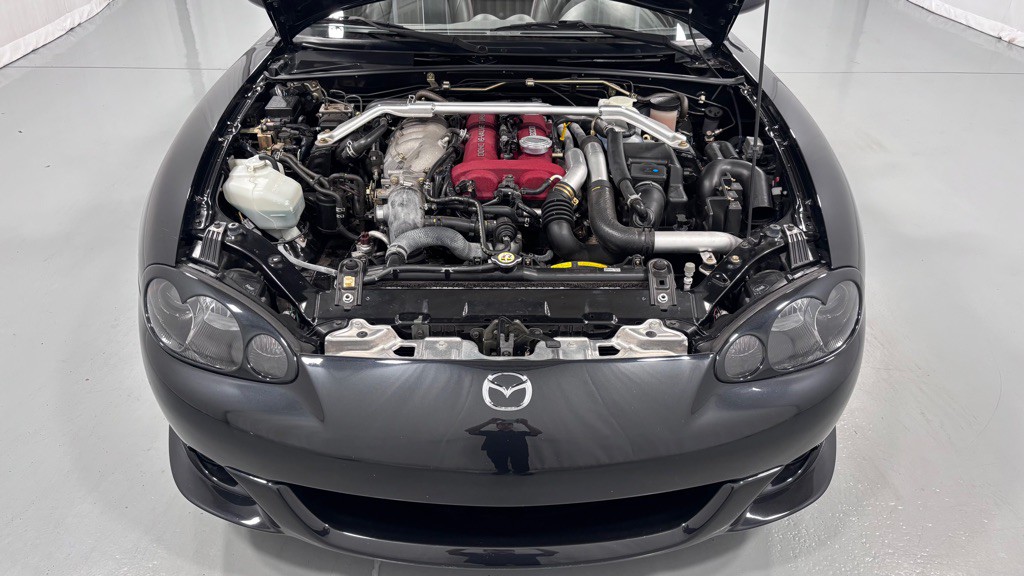 2005 Mazda MX-5 Miata Image 34