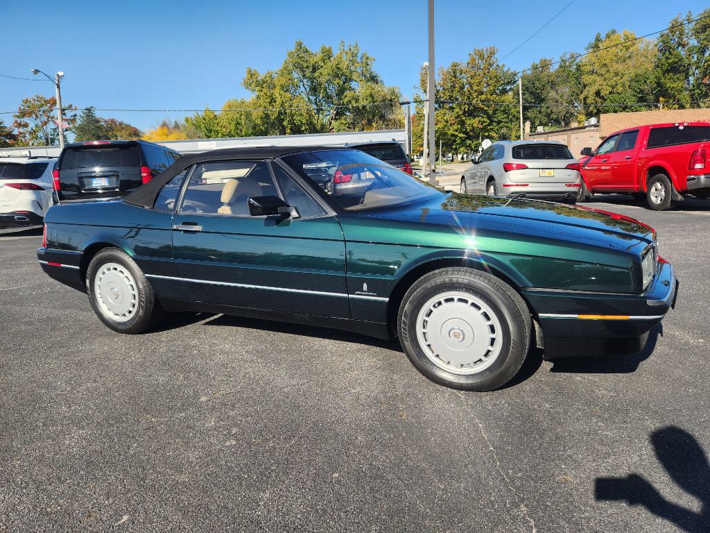 1992 Cadillac Allante Image 3