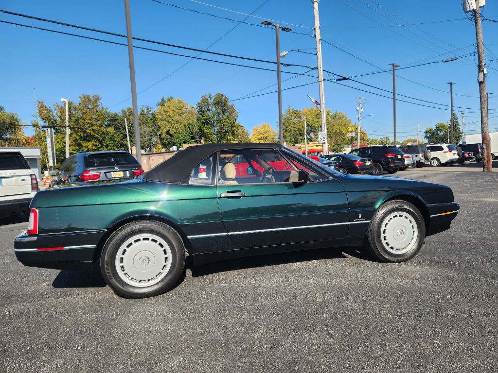 1992 Cadillac Allante Image 4