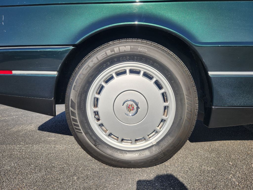 1992 Cadillac Allante Image 11