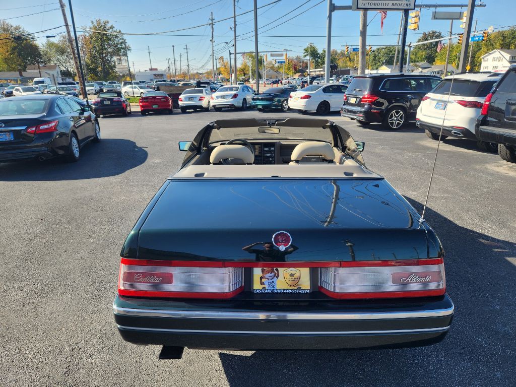 1992 Cadillac Allante Image 19