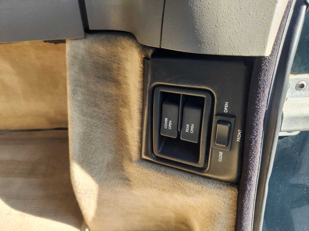 1992 Cadillac Allante Image 36