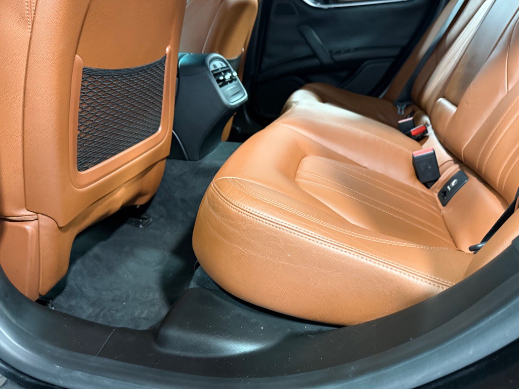 2014 Maserati Ghibli Image 21