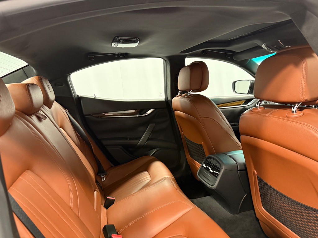 2014 Maserati Ghibli Image 26