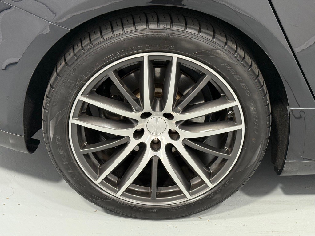 2014 Maserati Ghibli Image 32
