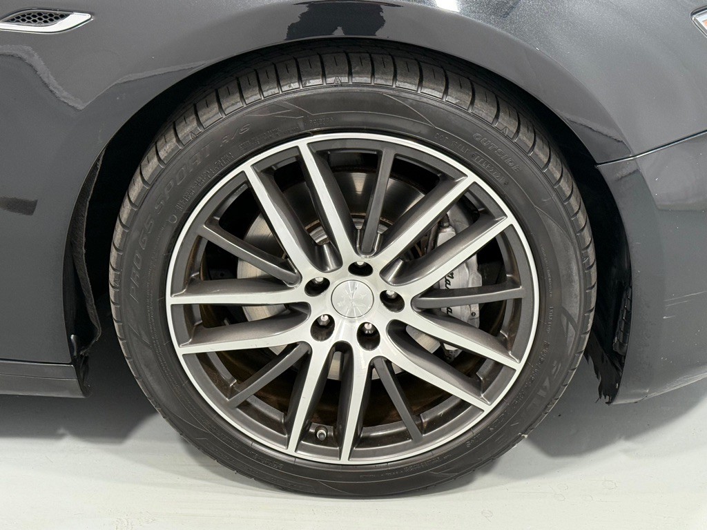 2014 Maserati Ghibli Image 33
